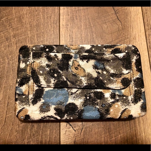 Wallet - Picture 6 of 7